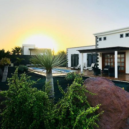 Villa Alejandro Playa Blanca  Ngoại thất bức ảnh